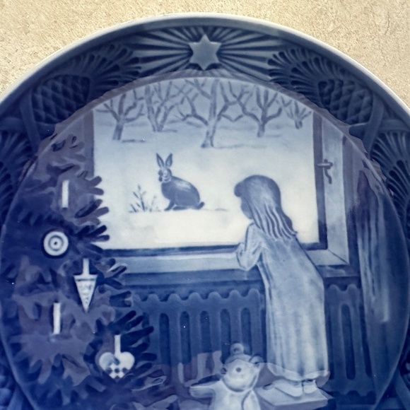 Royal Copenhagen Annual Blue Christmas 4 Plates Vintage Denmark 1981, 82, 83, 84 - Picture 7 of 16